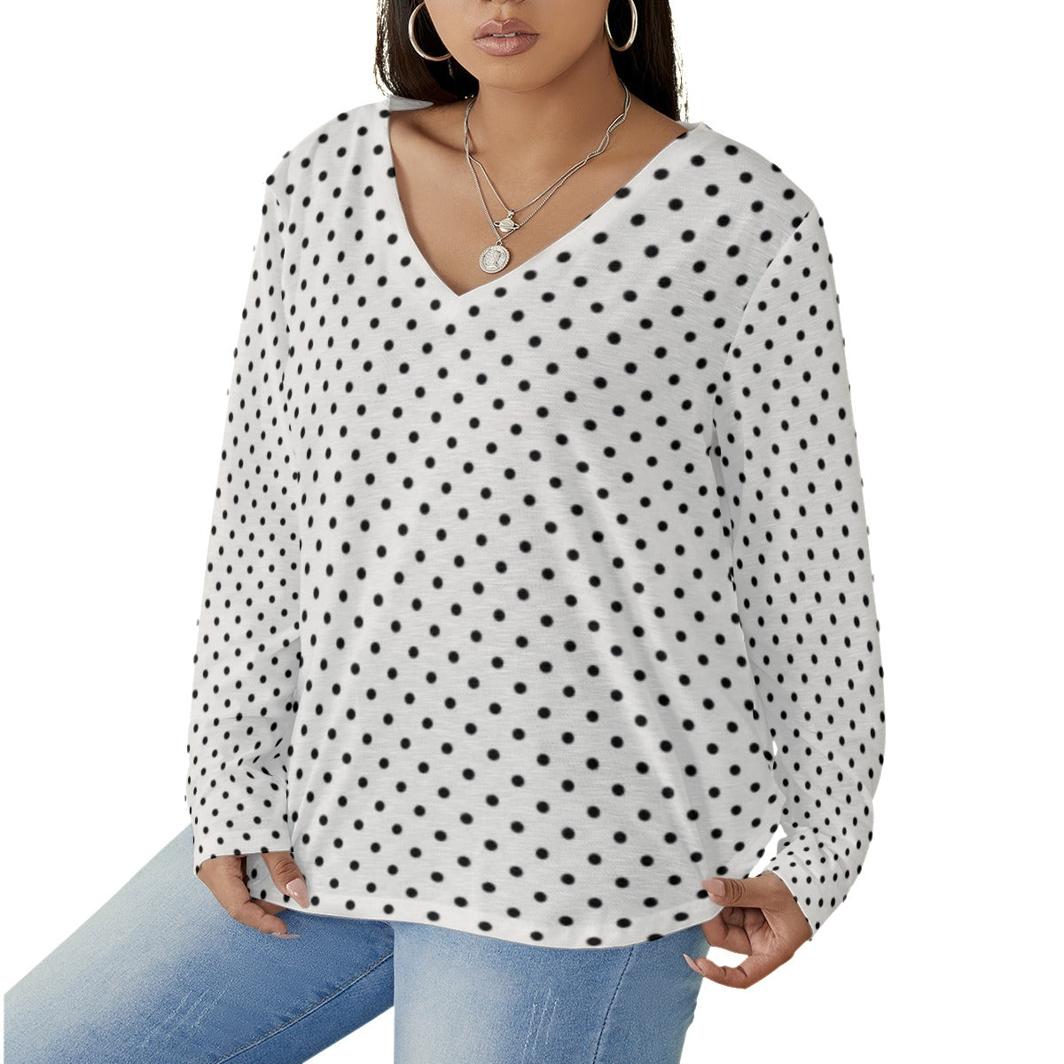 Women's DOT V-neck T-shirt With Curved Hem(Plus Size)