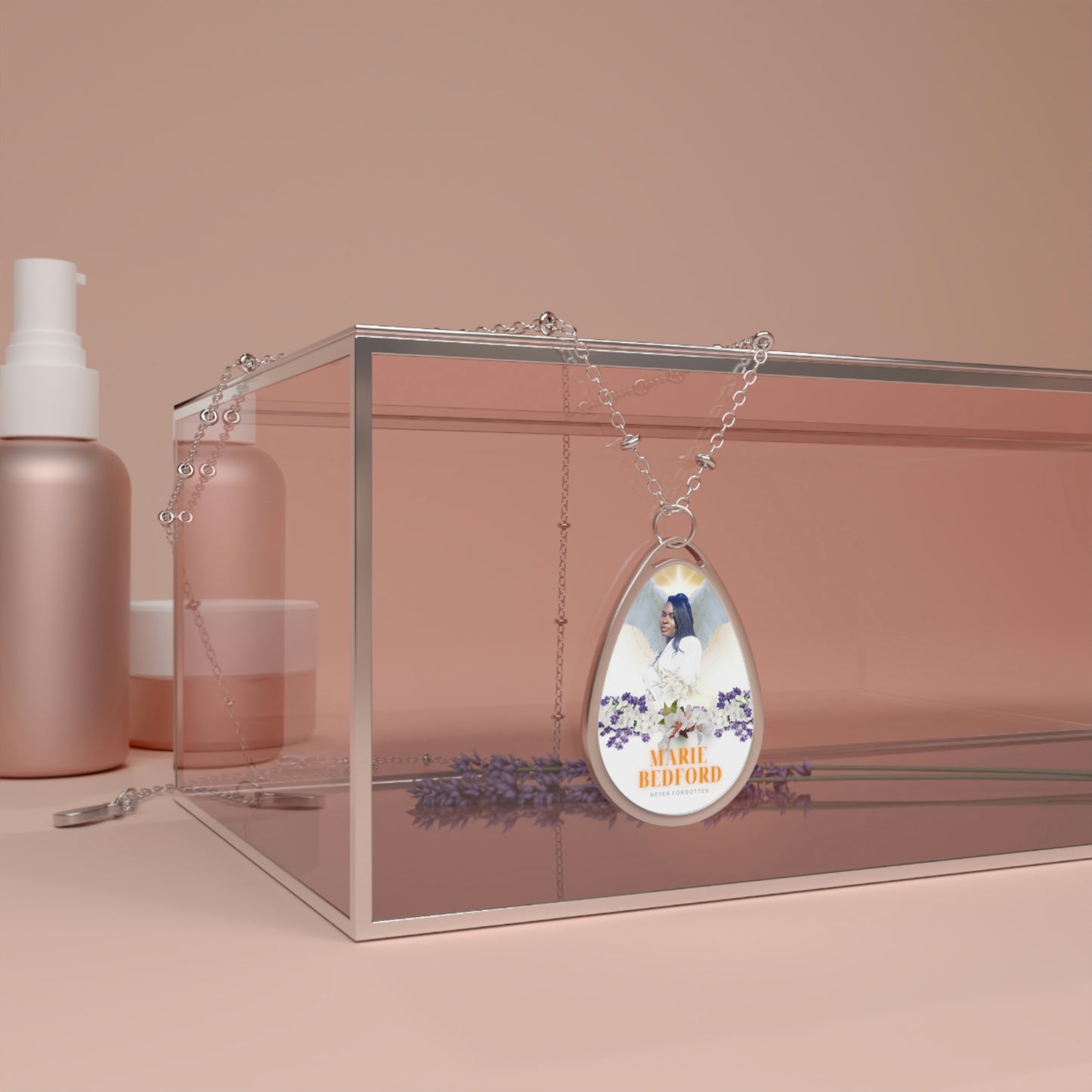 NaNah Oval Necklace